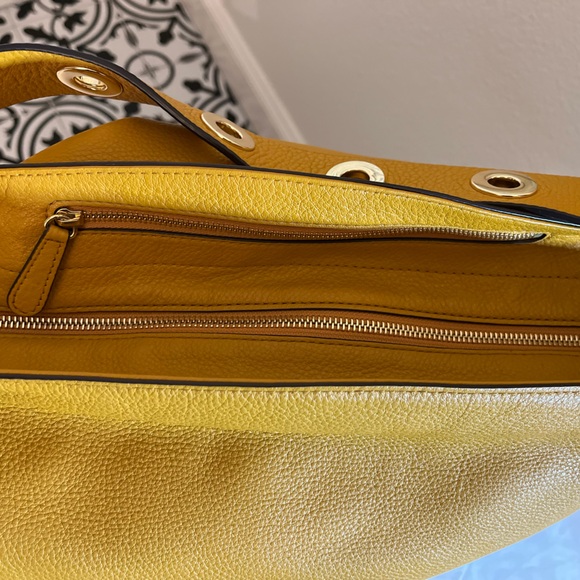 Michael Kors Large Leather Brooklyn Shoulder Bag in Yellow - Picture 5 of 12